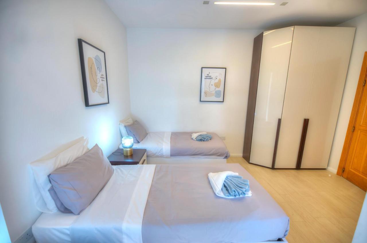 Bright And Spacious 3 Bedroom Apartment With Breathtaking Views - Goslm-5 斯利马 外观 照片
