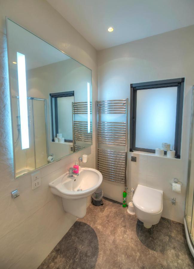 Bright And Spacious 3 Bedroom Apartment With Breathtaking Views - Goslm-5 斯利马 外观 照片